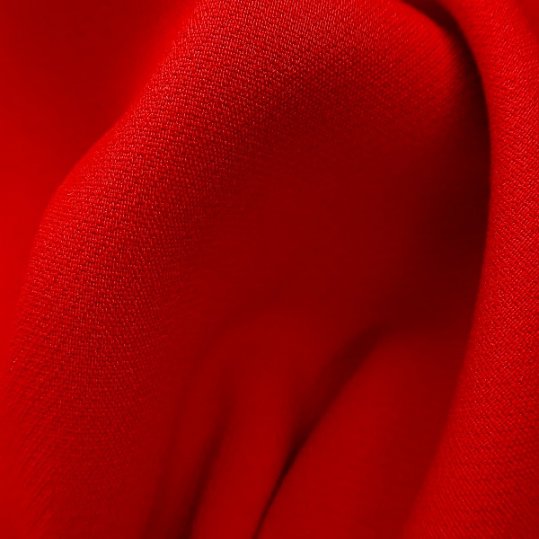 Костюмно-плательная, цвет - Красный