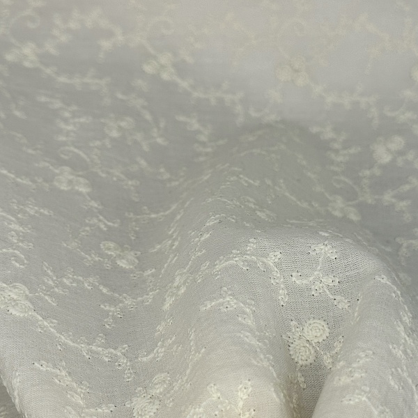 Полиэстер плательный, цвет - Молочный